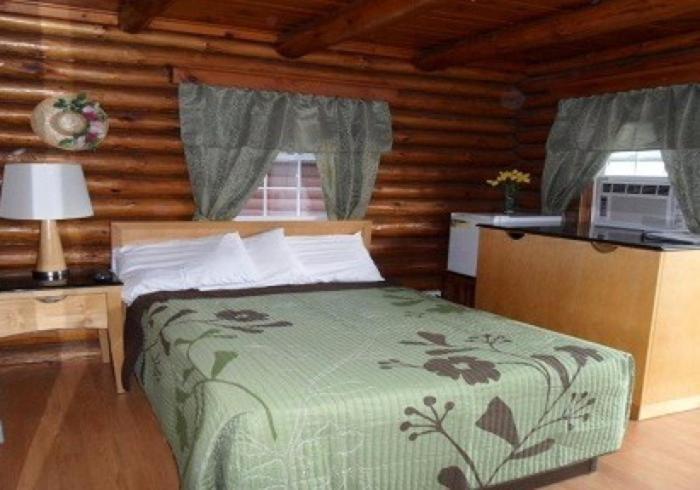 Seven Dwarfs Motel & Cabins 레이크 헤오르헤 외부 사진